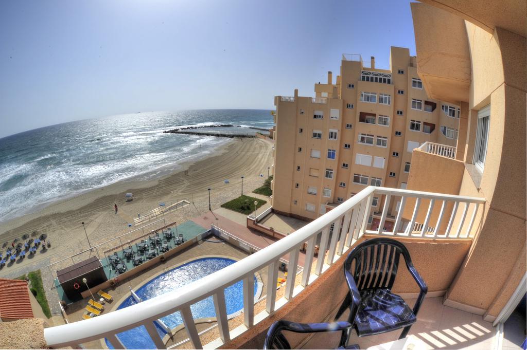 Apartamentos La Mirage Ла Манга Дел Мар Менор Екстериор снимка